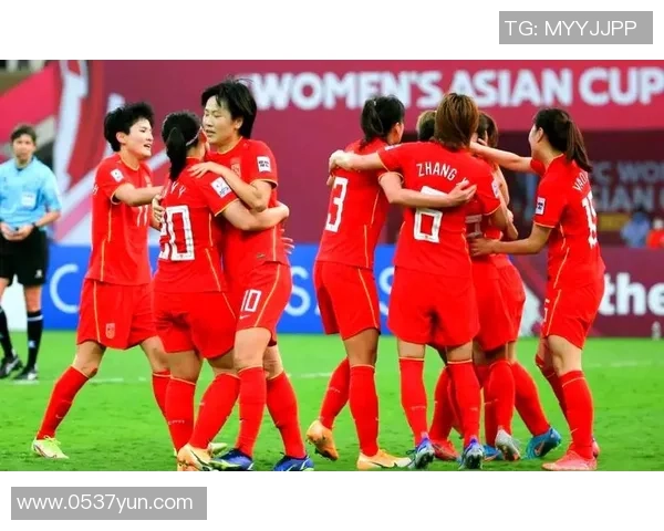 中国女足明星球员精彩瞬间汇集 她们的拼搏与荣耀展现体育风采